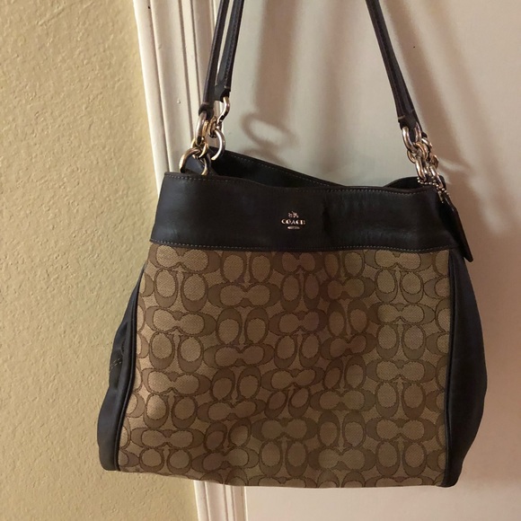 Handbag - Picture 1 of 2